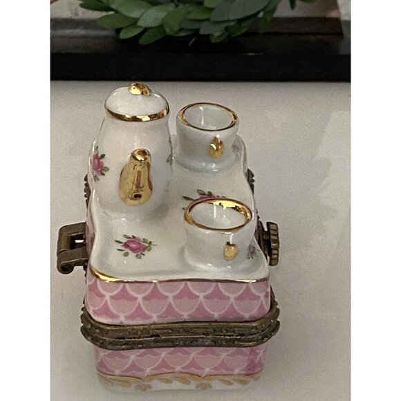 Vintage China Tea Time Trinket or Pill Box Pink Roses Teapot Teacups Not Hinged - Picture 13 of 16